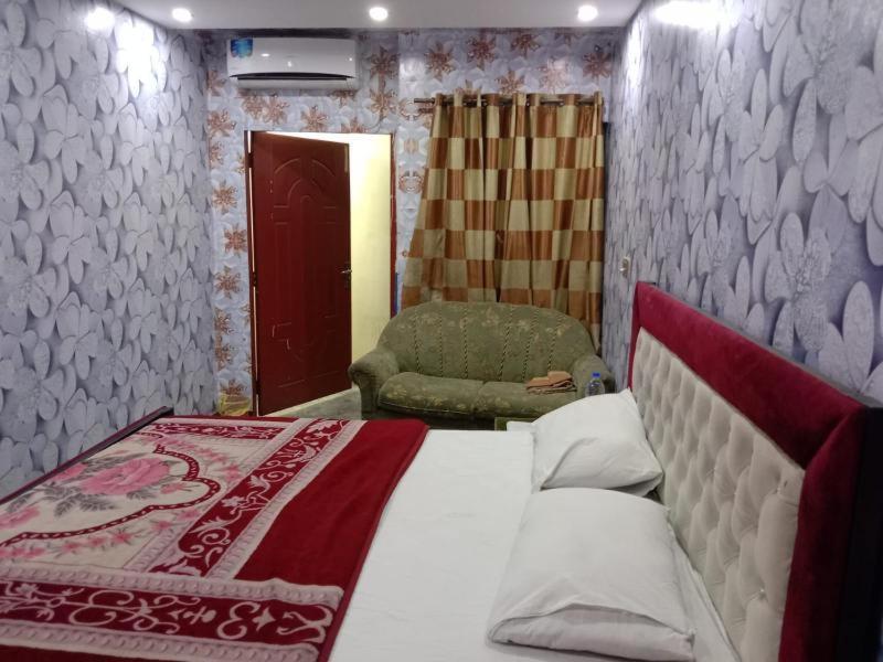 Hajveryinn_Hotel Lahaur Zewnętrze zdjęcie