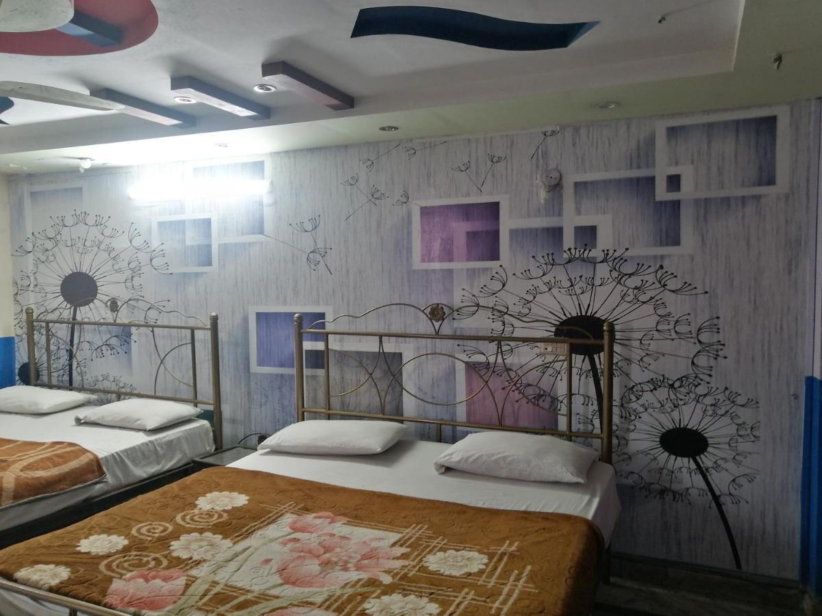 Hajveryinn_Hotel Lahaur Zewnętrze zdjęcie