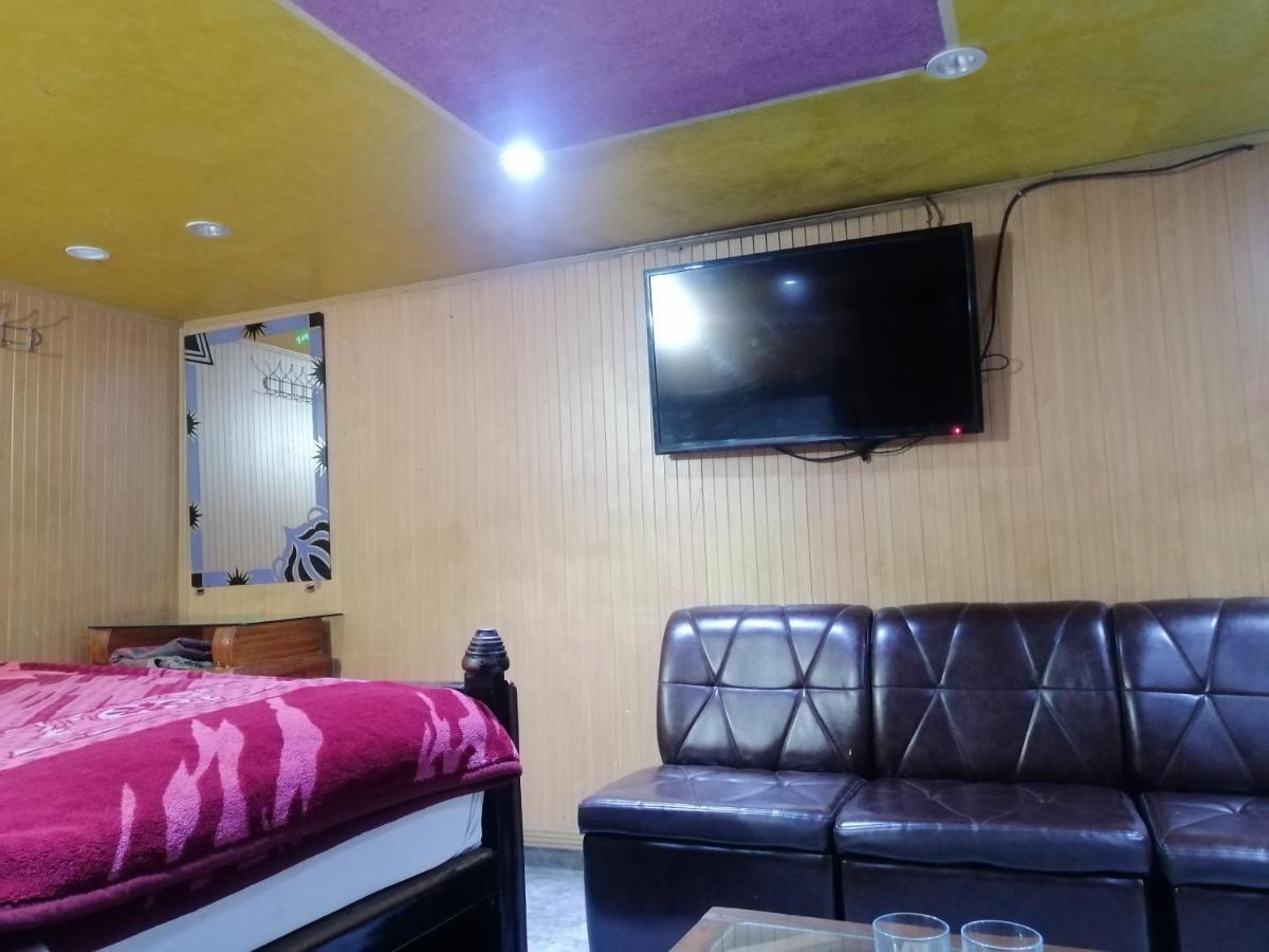 Hajveryinn_Hotel Lahaur Zewnętrze zdjęcie