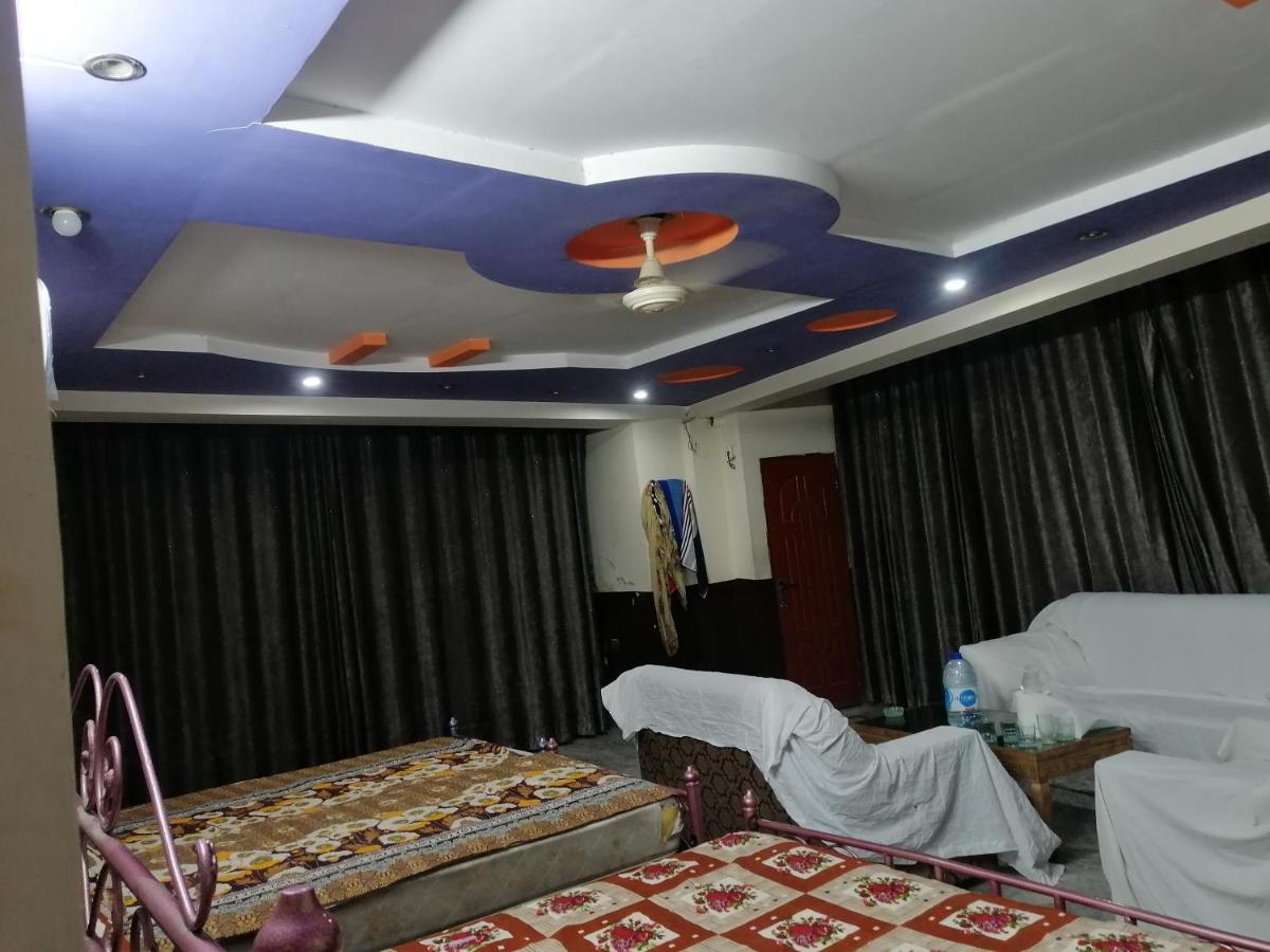 Hajveryinn_Hotel Lahaur Zewnętrze zdjęcie