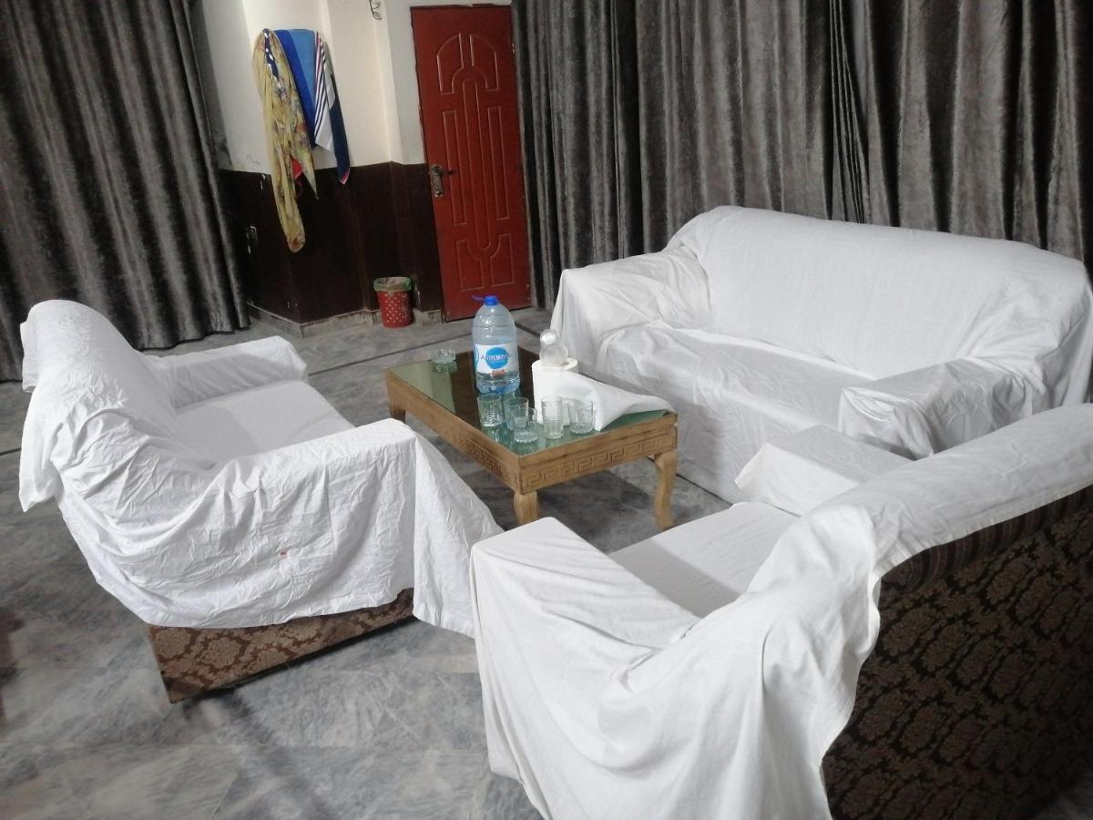 Hajveryinn_Hotel Lahaur Zewnętrze zdjęcie